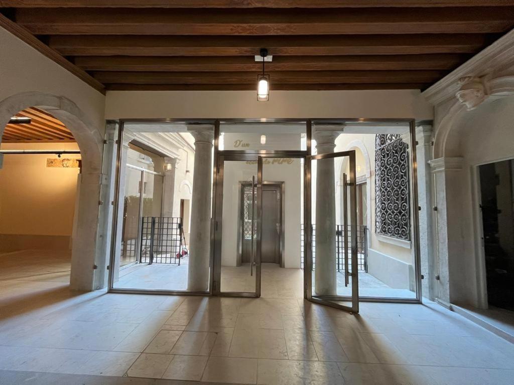 Apartamento Immobiliare Nk Palazzo Bonvicini Venecia Exterior foto